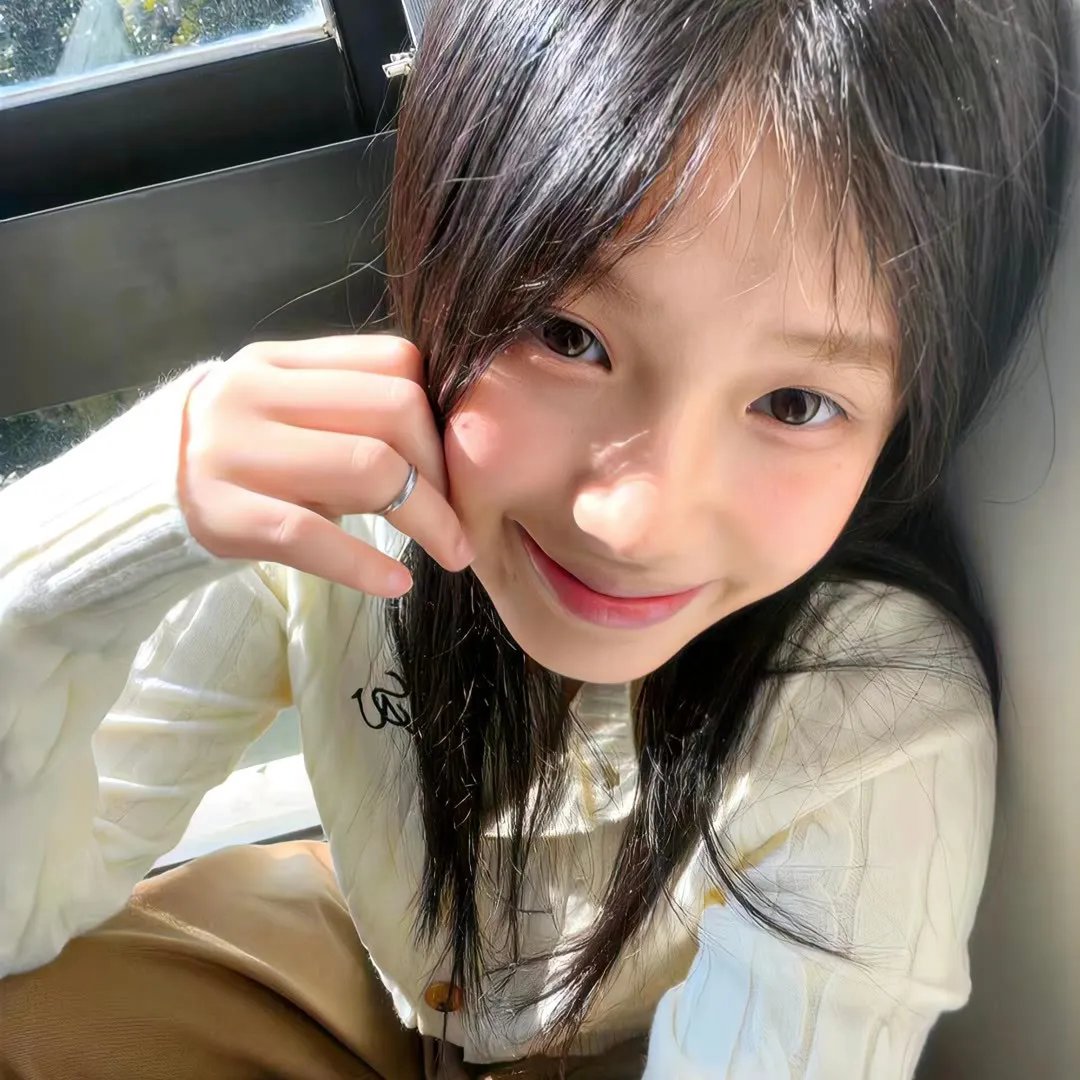 三个扑火的少年